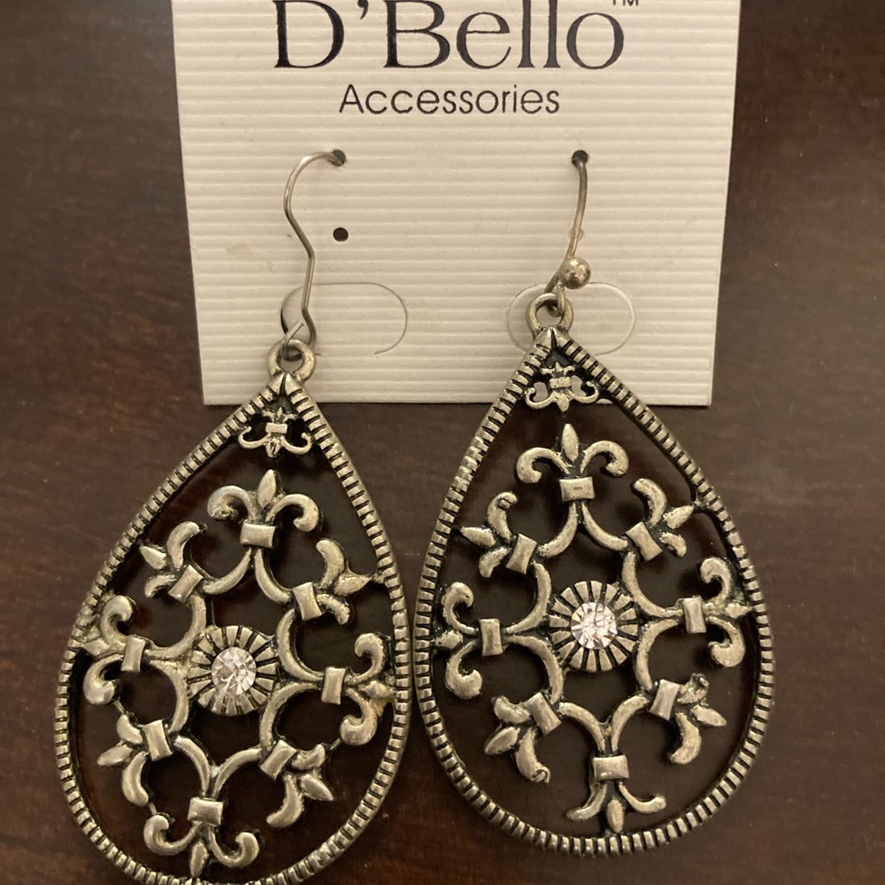 D'Bello Silver Teardrop Earrings